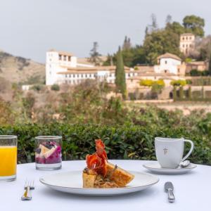Desayuno en el Parador de Granada